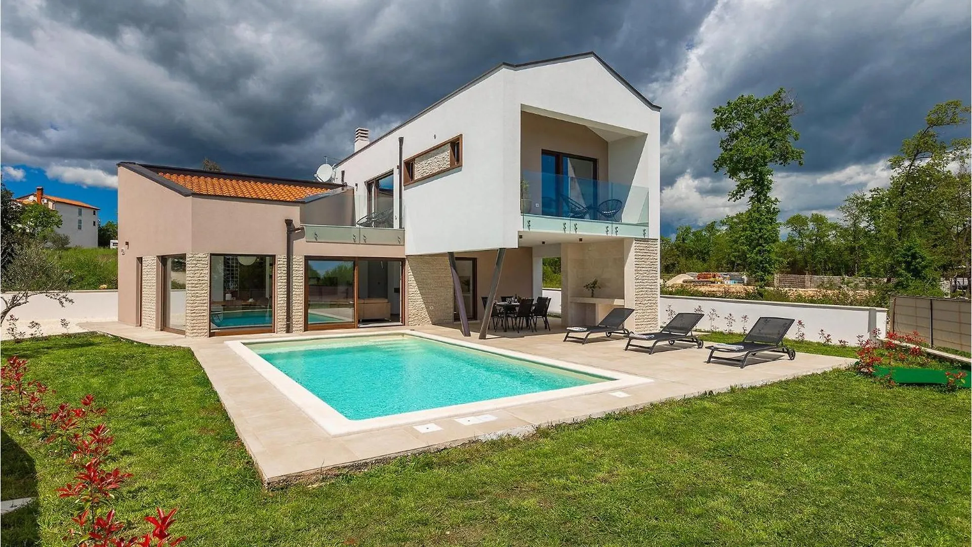 Villa Ogradina Pula 0*,